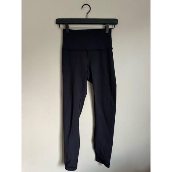 LULULEMON High-Rise Wunder Under Leggings in Black - Picture 2 of 3